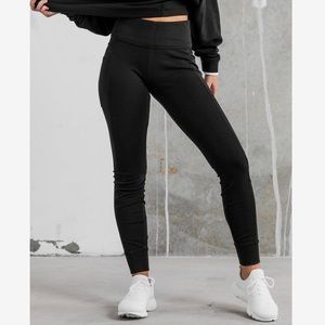 nike leggings side pocket